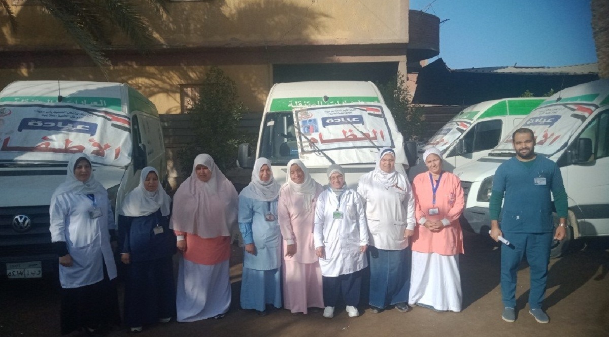 قوافل صحة بني سويف تقدم 3500 لأبناء النويرة في اهناسيا